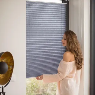 Klemmfix Plissee für Dachfenster, 73 cm Breite, grau, blickdichter Sichtschutz ohne Bohren - Grau