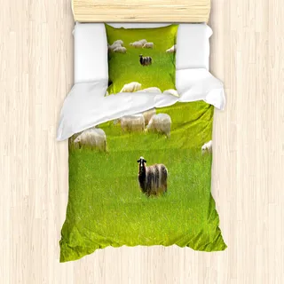 ABAKUHAUS Natur Mantele, Schwarze Schafe Weiße Ziegen, Milbensicher Allergiker geeignet mit Kissenbezügen, 135 cm x 200 cm - 80 x 80 cm, Farn-Grün-Creme