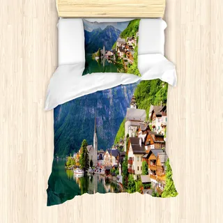 ABAKUHAUS Rustikal Bettbezug Set für Einzelbetten, Alpendorf Kleine Stadt, Milbensicher Allergiker geeignet mit Kissenbezug, Mehrfarbig