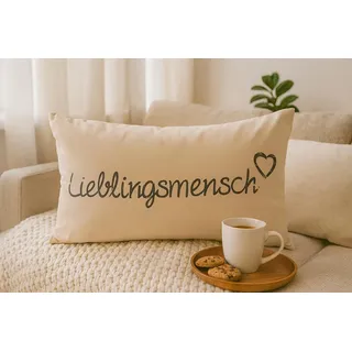 KAMACA Lieblingsmensch Kissen 30x50 cm Flauschig gefülltes Kuschelkissen grau mit Aufschrift und Reißverschluss Geschenk für Partner Freundin Kollegen oder Familie Bezug aus 100% Baumwolle (Creme)
