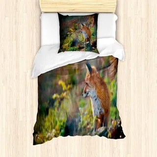 ABAKUHAUS Fuchs Mantele, Junge Wilde Fox in Woodland, Milbensicher Allergiker geeignet mit Kissenbezügen, 135 cm x 200 cm - 80 x 80 cm, Pale Brown Weiß Grün - Grün