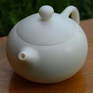 Kopfteil aus weißem Giada, 180 ml.