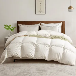 BPC Medium Daunendecke 200x200, Ganzjahresdecke, Übergangsdecke | 100% Bio-Baumwolle, Gänsefedern Daunenfüllung, Öko-Tex und RDS Standard 4 Jahreszeiten Bettdecke 200x200 cm, Fluffy Down Duvet