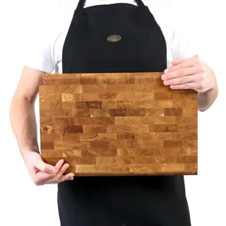 B4K® Schneidebrett 45 × 30 cm – Hackblock aus Eichen-Stirnholz mit abgerundeten Kanten – rutschfest mit Silikonfüßen & Griffmulden – ideal für Küche & BBQ
