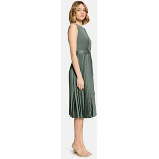 Betty & Co Midikleid Plissee Grün 44