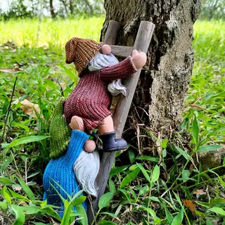 Asixxsix Gartenzwerg-Statue, Lustige Kletterleiter-Zwergfigur, Harzzwerg-Gartenstatue, Skulptur, Niedliche Gartendekoration für den Außenbereich, 24,9 X 8,3 X 6,5 cm, Terrasse, Rasen, Hof