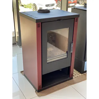 Kaminofen modern model Theia Rot, Energieeffizienz A+ 81.20%, 9 kW, 570 x 467 x 926 mm - Rot