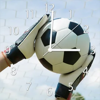 Wallario Design Wanduhr Fußball - Torwart im Tor vor blauem Himmel aus Echtglas, Größe 30 x 30 cm - Blau