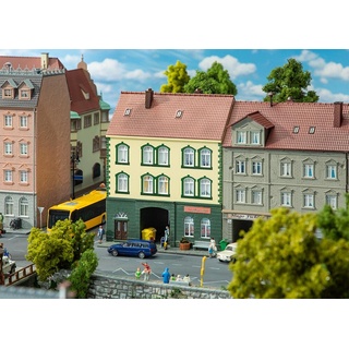 FALLER Stadthaus mit Modellbaugeschäft 130628