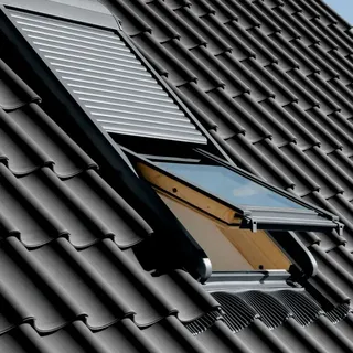 VELUX Elektro-Rollladen SML SK10 0000S Aluminium Dunkelgrau