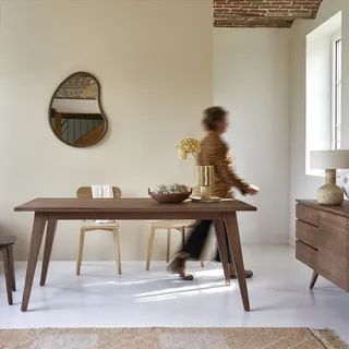 Esmée - Esstisch aus massivem Nussbaum 6/8 Pers.