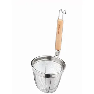 KitchenCraft World of Flavours Sieb, Nudelsieb, Edelstahl Küchensieb mit Nudelkorbsieb und Eukalyptusholzgriff, 14 x 16 x 34cm, 1 Stück