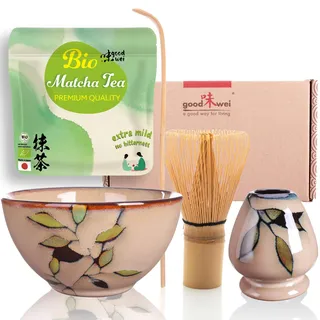 Goodwei BIO Matcha aus Japan im Matcha-Set komplett mit hochwertiger Matcha Schale aus Keramik, Matcha Besen und Besenhalter | Geschenkset für Teezeremonie (Bamboo)