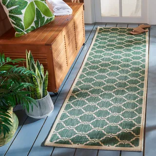 SAFAVIEH Geometrisch Teppich für Wohnzimmer, Esszimmer, Schlafzimmer - Courtyard Collection, Kurzer Flor, Dunkelgrün und Beige, 69 X 244 cm