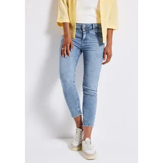 STREET ONE Damen A379416 Slim Fit Jeans, Light Blue Wash, 32W / 26L