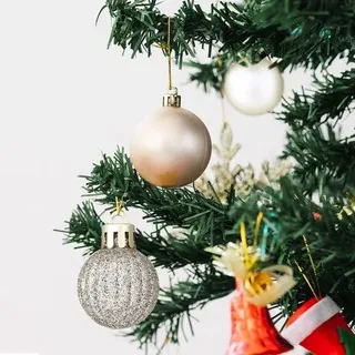 Unyqoos® 30er-Set unzerbrechliche Weihnachtskugeln 3 cm – Gold & Weiß, Kunststoff, Mix Glitzer/Matt/Glänzend, inkl. Baumstern - Gold, Silber, Weiß