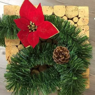 Dmora - Weihnachtsdekoration Stubai, Weihnachtsdekor, Weihnachtsornament, Festliche Dekoration, Made in Italy, 800x8 h8 cm, Grün und Rot