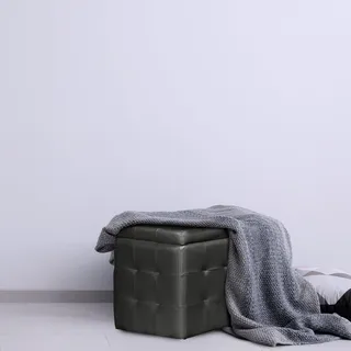 Dmora - Pouf-Behälter aus Kunstleder, Farbe schwarz, 45 x 47 x 45 cm