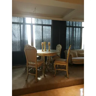 Esstisch 4x Stühle Klassische Esszimmer Garnitur 5tlg. Set Runder Tisch Stuhl