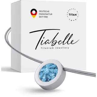 TIABELLE – Collier LARA aus Titan mit funkelndem Swarovski® Kristall – Silberfarbene Kette für Damen – allergenfrei & hautverträglich – Handmade in Germany (L=45cm | 15,9mm ø)