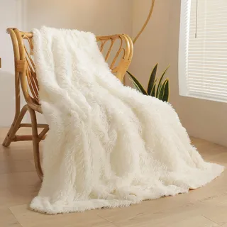 XeGe Luxuriöse Flauschige Couchdecke Sofa Kuscheldecke, warme winterliche Felldecke, hochwertige Kunstpelz Decke, zottelige Plüschdecke, 130x150 cm pelzige Wohndecke für Couch, Beige