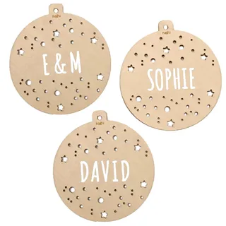 nagu® Set 3 Weihnachtskugeln personalisiert Holz – Christbaumkugeln mit Namen & Datum – Weihnachtsdeko 2025 – Personalisierte Baumanhänger als Geschenk oder Tischkarten