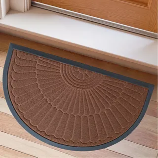 Dasenvo Halbrunde Fußmatte für Eingang oder Schlafzimmer, rutschfester Teppich für den Eingangsbereich, flaches Profil, leicht zu reinigen, Bodenmatte für Heimdekoration (Braun, 45 x 75 cm)