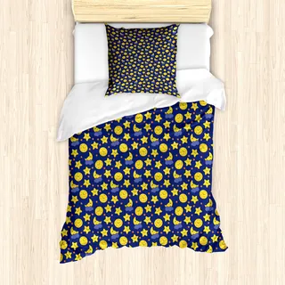 ABAKUHAUS Baby Mantele, Sleeping Moon at Night Time, Milbensicher Allergiker geeignet mit Kissenbezügen, 135 cm x 200 cm - 80 x 80 cm, Gelb Orange Dunkelblau