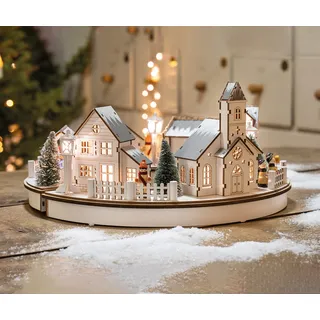 hellum LED Holz-Stadt-Szenerie im Halbkreis mit Kirche, mit 6h-Timer, Weihnachten,1 LED, warmweiß, Duchmesser 39cm, batteriebetrieben (2x AA, nicht inkl.), innen IP20, Winter-Dekoration, 524611