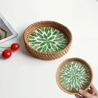 MSLSOZ Handgefertigtes Rattan Deko-Tablett, Rund mit Muschel-Blattmuster, 14 cm Durchmesser, Schmuck & Schlüssel Aufbewahrungsschale, Weidenkorb für Wohnaccessoires (Grünes Blattmuster)