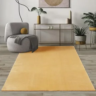 Mia's Teppiche Comfort Moderner Flauschiger Kurzflor Teppich, Anti-Rutsch Unterseite, Waschbar bis 30 Grad, Super Soft, Felloptik, Gold, 140 x 200 cm