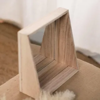 Kosmetikspiegel im Holzrahmen, 32 x 26 cm - Beige