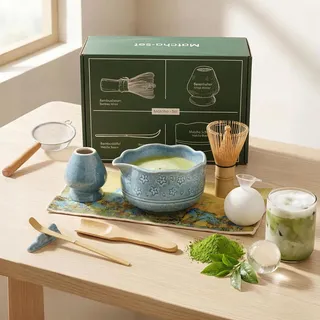 Matcha Set 9-teilig mit Kirschblüten Schale, Chasen, Chashaku, Besenhalter, Sieb, Tuch, Eiswürfelform Blau