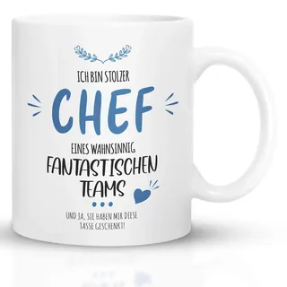 Tasse mit Spruch für Chef | Geschenkidee Geburtstag Abschied Weihnachten Büro | Lustiger Kaffeebecher Stolzer Chef eines fantastischen Teams | Spülmaschinenfest 330ml | Beidseitig bedruckt