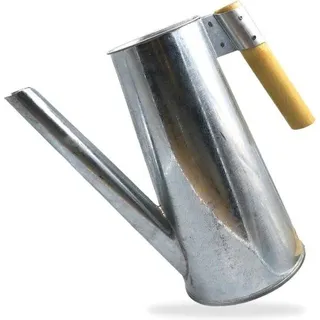 Klein Hohlraum-Wasserbehälter - ideal für Zimmerpflanzen - perfekt zum Gießen oder als Vintage-Accessoire. Kleiner Wasserbehälter mit Holgriff liegt gut in der Hand.