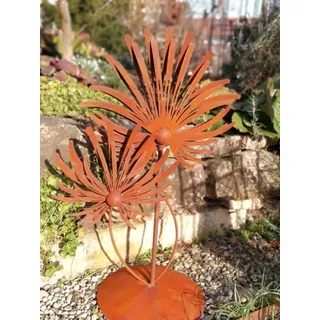 Edelrost Chrysantheme auf Platte