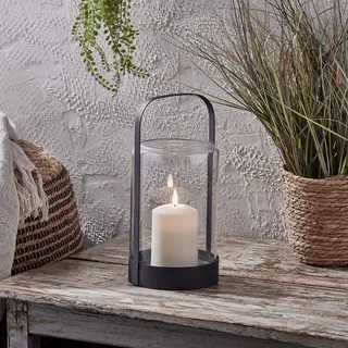 Lights4fun 18,5cm Metall Laterne Outdoor mit LED Kerze batteriebetrieb Timer Garten Deko Balkon Glasglocke Außen