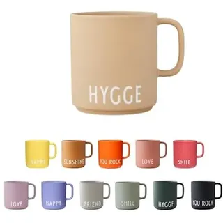 Design Letters Kaffeebecher mit Henkel | Ideal als Weihnachtsgeschenke für Frauen, Männer, Weihnachtsdeko, Tischdeko | Lieblingsmensch Geschenk | Porzellan Kaffeetasse | Tasse mit Spruch HYGGE 250 Ml