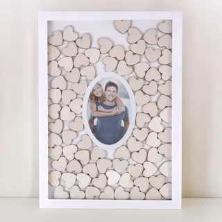 Gästebuch Bilderrahmen mit 72 Holzherzen für Hochzeiten - Personalisierbar - Festkunstwerk - Weiß/Natur - Einzigartige Erinnerung - Besonderes Anlassgeschenk