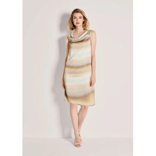 Sommerkleid MADELEINE "Satinkleid Viskosekleid mit Aquarell-Print", Damen, Gr. 48, N-Gr, weiß (wollweiß, multicolor), Obermaterial: 71% Viskose CV. 23% Seide silk. 6% Elasthan EL., Modern, figurumspielend, Kleider Sommerkleid, Fließendes Farbspiel