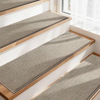 COSY HOMEER 4 Stück Treppenstufen Matten 70x22cm, Beige | Stufenmatten selbstklebend, patentierter TPE-Rücken, rutschfest ohne Klebeband, leise, waschbar, 100% Polyester, pflegeleicht