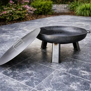 TiKo-Design Feuerschalendeckel / Deckel für Feuerschale oder Feuertonne aus Stahl rund, 42 cm Durchmesser mit Eedelstahl-Griff