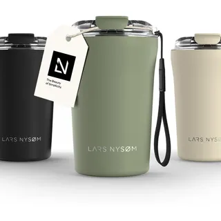 LARS NYSØM Thermo Kaffeebecher to go mit Trageschlaufe & Tritan Deckel | Travel Mug 0,38 Liter mit Isolierung | Auslaufsicherer Edelstahl Thermobecher für Café & Tee (Sage Green, 380ml)
