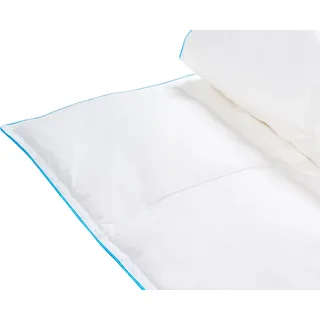 BELIANI Bettdecke Weiß Entenfedern Entendaunen Leicht Warm 200 x 200 cm Bezug aus Baumwolle Waschbar Natürliche Füllung Frühling Sommer - Weiß