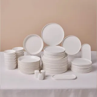 Karaca Stream Bone 53-teiliges Geschirrset für 12 Personen, Elegante quadratische Teller Set, elegantes Porzellan-Geschirr in Weiß