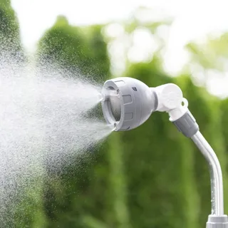 Gartendusche am Erdspieß mit Sprühnebel 2-in-1