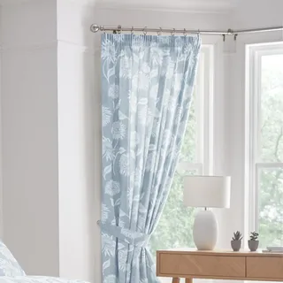 Dreams & Drapes - Blaue Chrysanthemen-Faltenvorhänge, 168 x 183 cm, 2 Paneele und Raffhalter, Vintage-Blumenvorhänge, botanische Bleistiftfalten in Blau