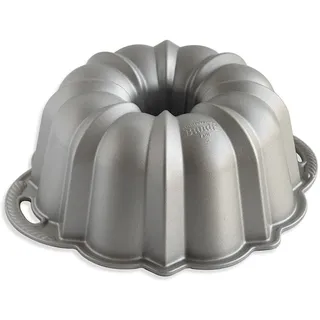 Nordicware Collection Bundt Pan Nordic Ware Platinum Anniversary Gugelhupfform, Aluminium, Silber, 12 Cup Capacity