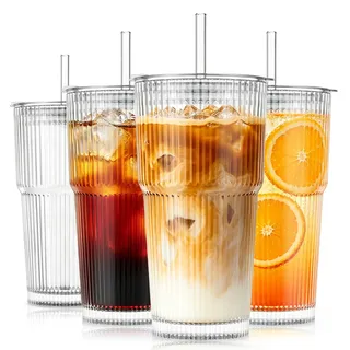 SoulTimes 600 ml 2er Glasbecher mit Deckel und Strohhalm, Gerippte Trinkbecher für kaffee, Matcha, Smoothies, Saft & Kaltgetränke, Elegantes Trinkgläser für Zuhause & unterwegs