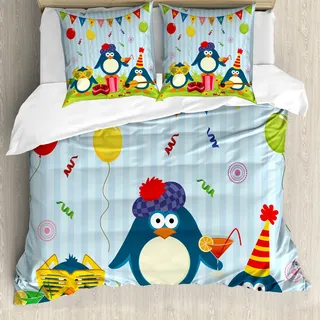 ABAKUHAUS Geburtstag Bettbezug, Geburtstags-Pinguin, Milbensicher Allergiker geeignet mit Kissenbezügen, 200 cm x 200 cm - 80 x 80 cm, Farn-Grün und Hellblau